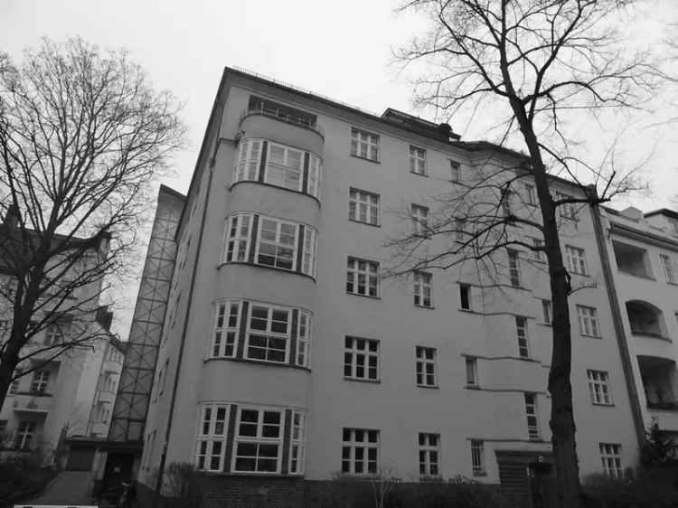 Kapitalanlage Wohnung mit Innenhofblick und Balkon