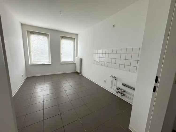 Große 2-Zimmer-Wohnung mit eigener Terrasse