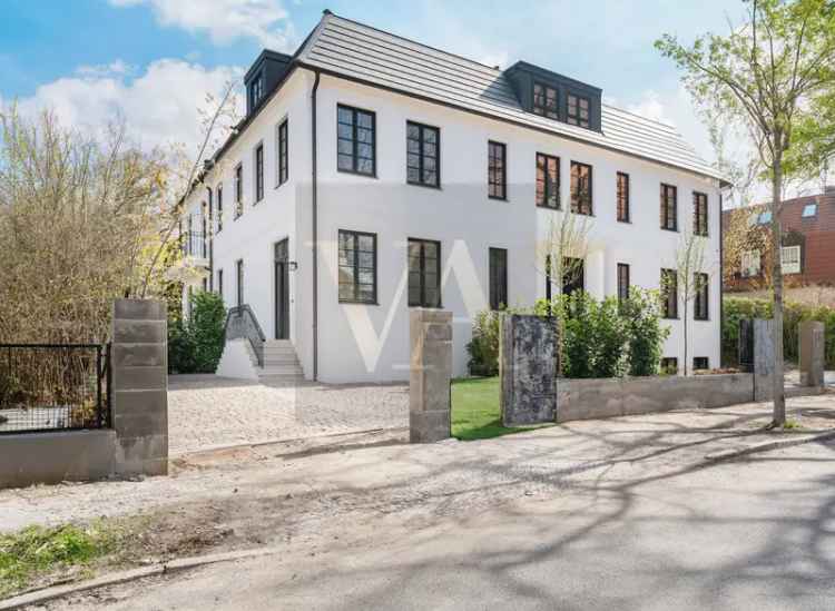 Spektakuläres Duplex Penthouse mit feinsten Ausbauten und 6 meter Decken/Galerie