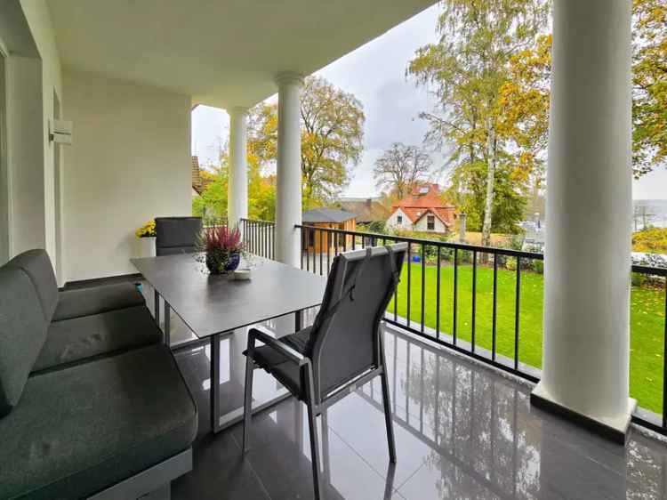 Villa mit Wannseeblick – Kamin, Garten, Bootsanleger u.v.m.