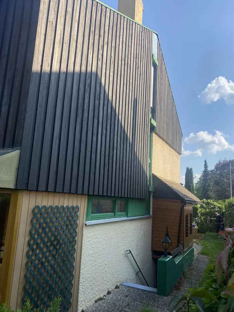 Schönes Reiheneckhaus mit Garten, TG und Stellplatz in Ehningen