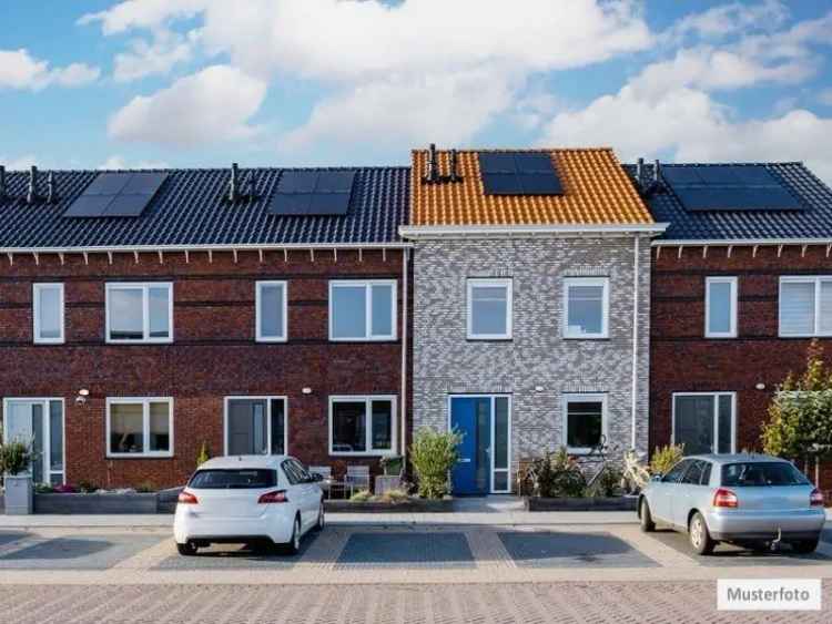 Reihenmittelhaus in 63303 Dreieich, Ysenburgstr.