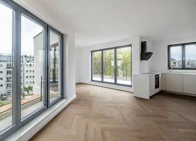 Erstbezug: Erstklassiges Wohnen mit zwei Terrassen und Blick über Berlin
