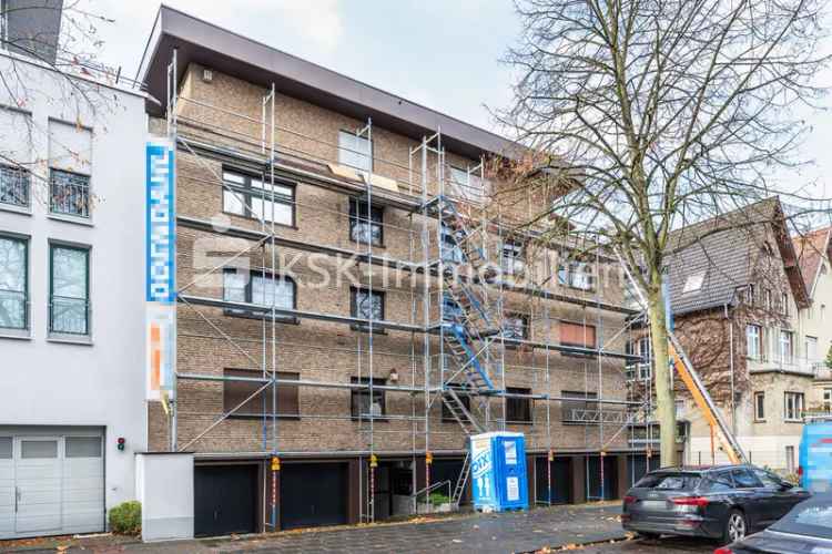 Großzügige 3-Zimmer-Wohnung mit Balkon und Garage in guter Lage.