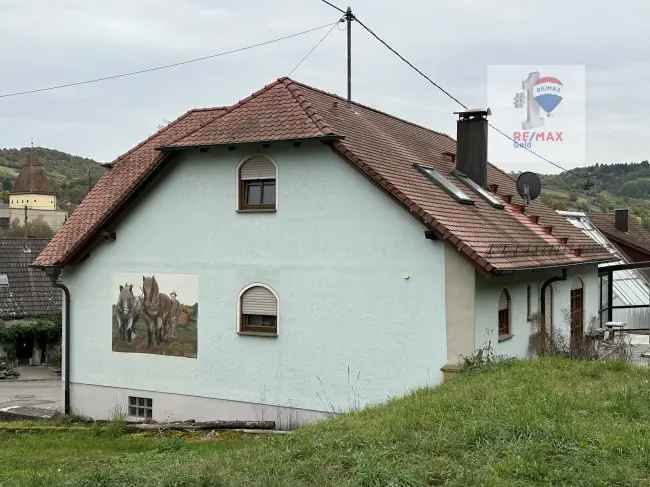 Großzügiges Wohnhaus im idyllischen Vorbachtal