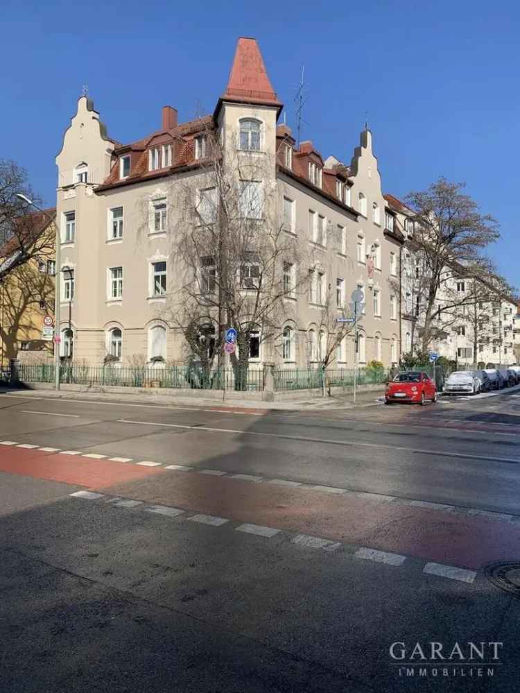 4 Zimmer Altbauwohnung in U-Bahn-Nähe Dietlindenstraße
