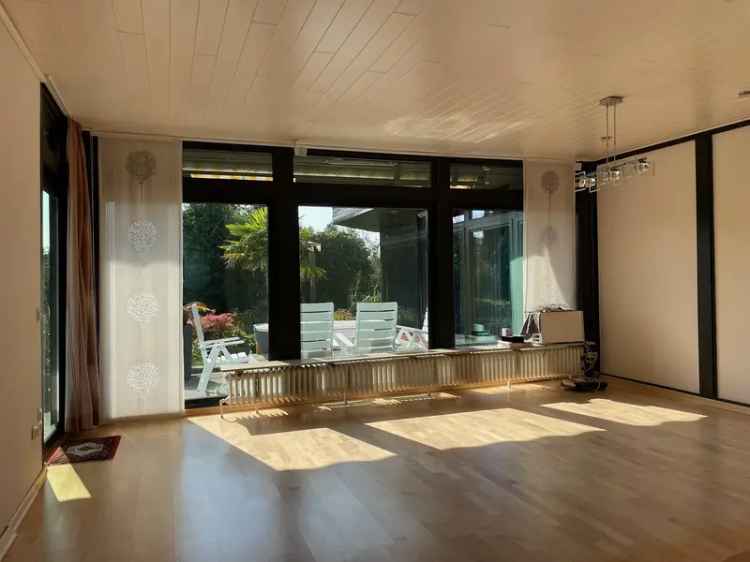 Flachdachbungalow in Tespe 186m² 5 Zimmer 3 Bäder Garten