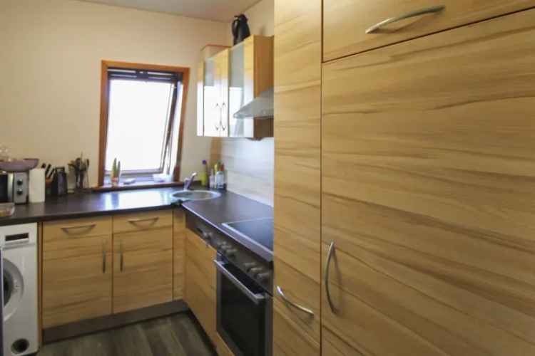 Kapitalanlage: Helle 3-Zi.-ETW mit Loggia und Stellplatz in ruhiger Lage von BS-Hondelage