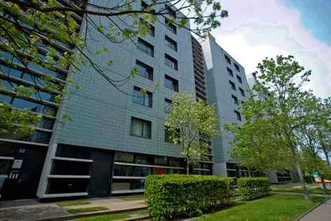 Miete Wohnung in Hamburg mit besonderer Fassade und Tiefgaragenstellplatz