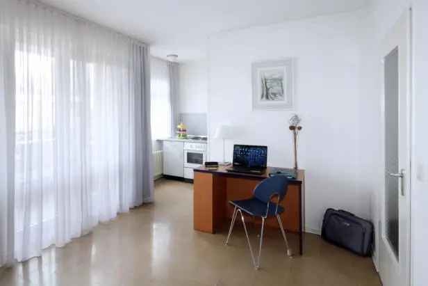 Wohnen auf Zeit 1-Zimmer-Apartment in Berlin-Mitte mit Balkon