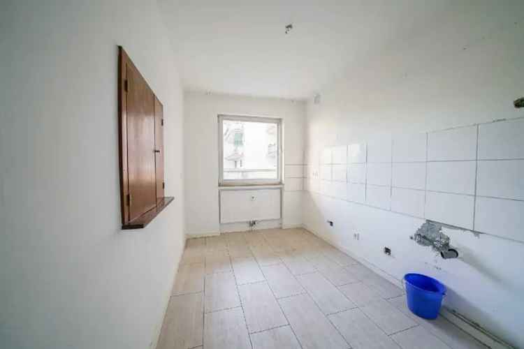 Großzügige 3-Zimmer-Wohnung im zentralen Düsseldorf Lichtenbroich