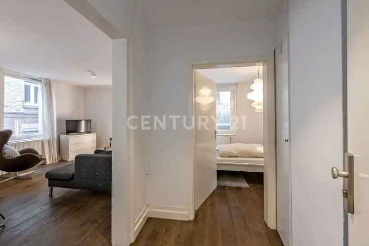 Stadtliebhaber und Singles aufgepasst! Top modernisierte 2,5 – Zi- Whg. direkt am Stgt. Marienplatz