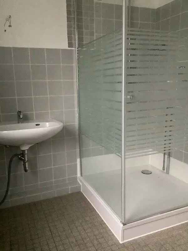 Individuelle 2-Zimmer-Wohnung mit Balkon für Senioren ab 60