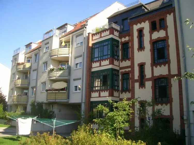 3 Zimmerwohnung mit Balkon und Stellplatz