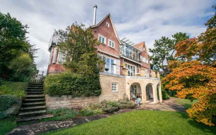 1-Zimmerwohnung in Stadtvilla in Bestlage Hasenbergsteige. Mit Internet, TV, Waschmaschine, Garten