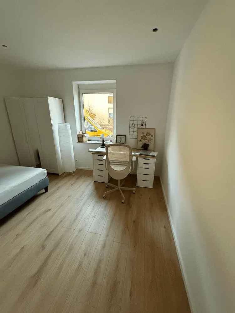 Frisch renoviertes WG-Einzelzimmer