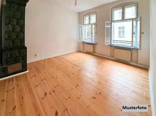 Schöne 2-Zimmer-Wohnung mit Loggia - provisionsfrei