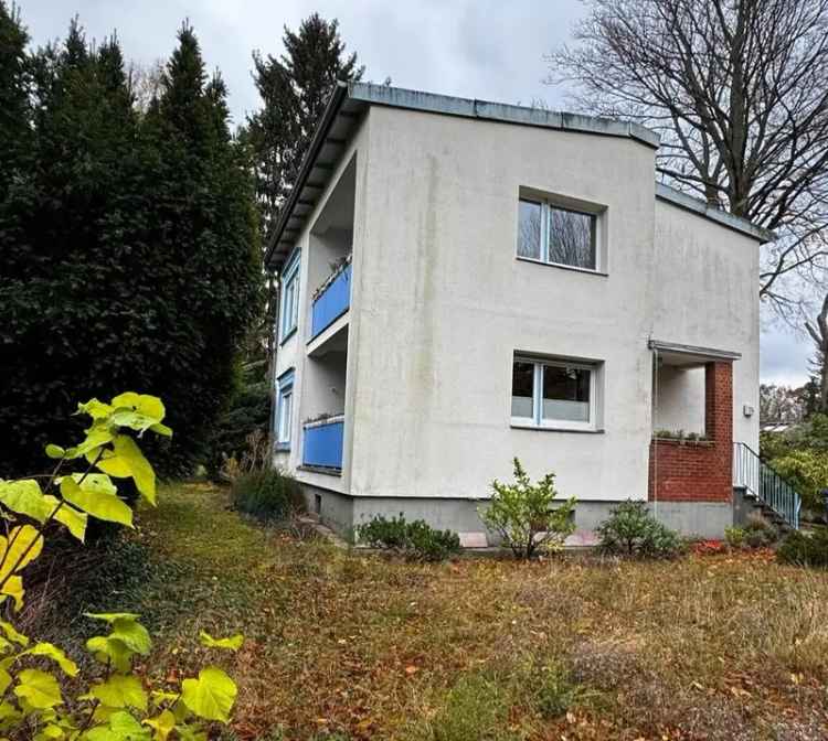 Grundstück mit 2 Familienhaus Entwicklungspotenzial Berlin Süden