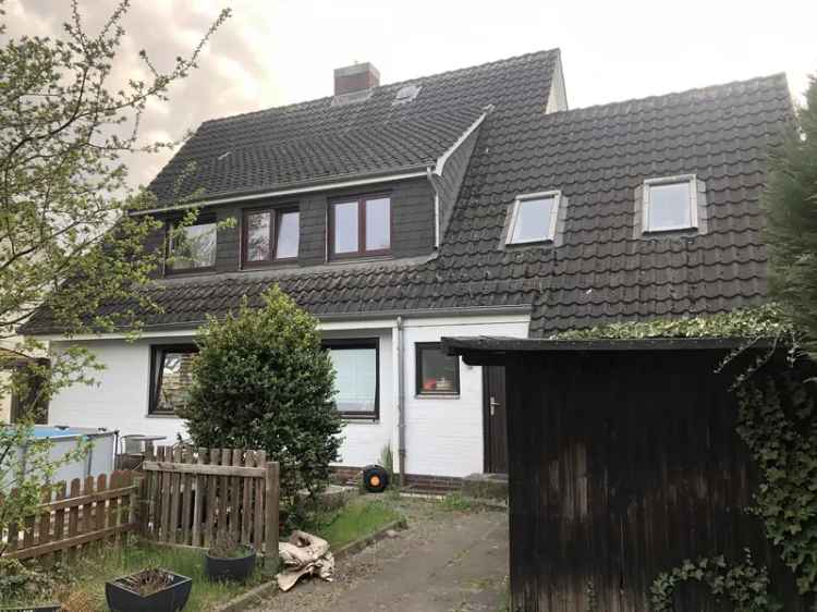 Zentrales großzügiges Ein- / Zweifamilienhaus mit 7 Zimmern in Malente mit viel Gestaltungspotenzial
