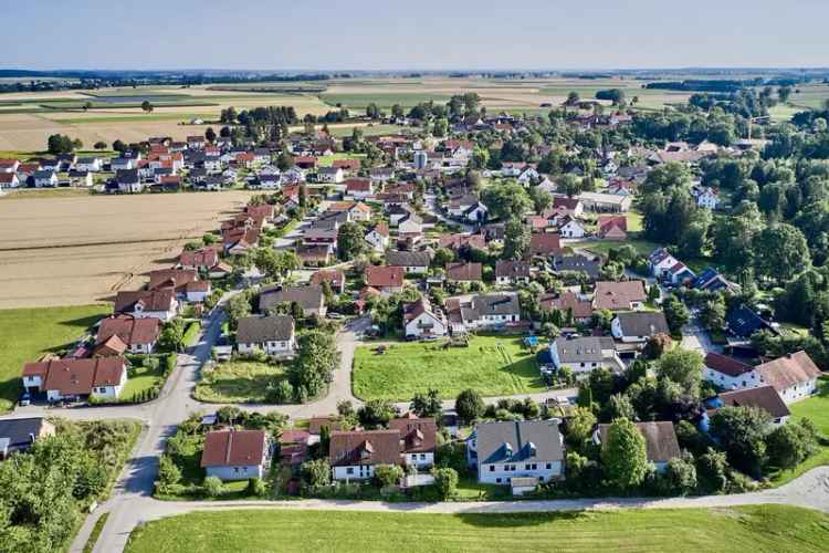 Attraktives Einfamilienhaus im Grünen mit Blick in die Natur und vielen Besonderheiten, ohne Makler