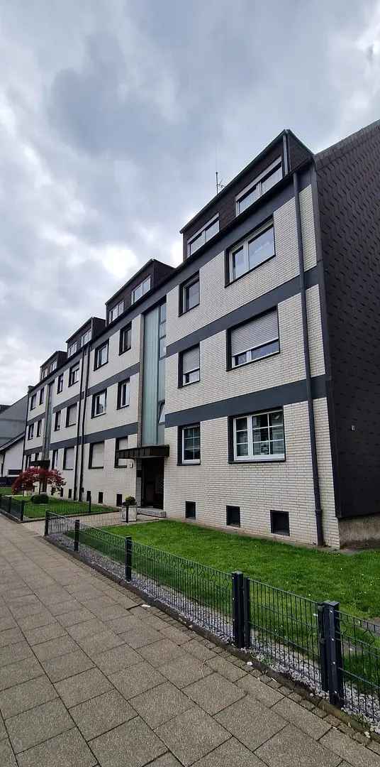 Sanierte Wohnung mit Klimaanlage