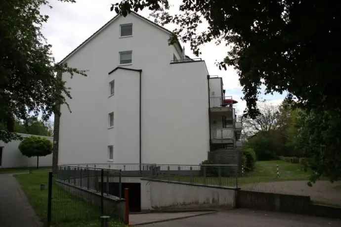 Elbeeinkaufszentrum, sonnige 1 Zi. Whg. mit Dachterrasse und Blick ins Grüne ohne Courtage