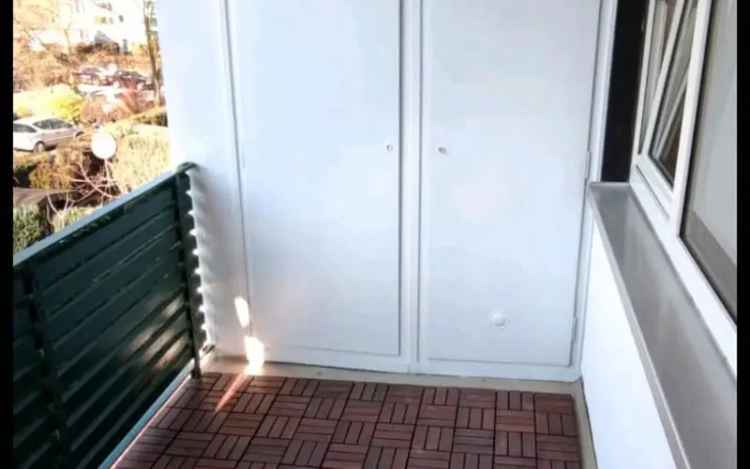 2-Zimmerwohnung mit Internet, Küche, Dusche/Wc, Balkon, Waschmaschine und Parkplatz
