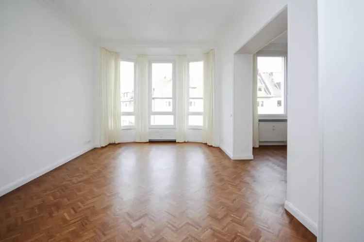 Altbauwohnung 155m² 5 Zimmer 2 Bäder Echtholzparkett Balkon