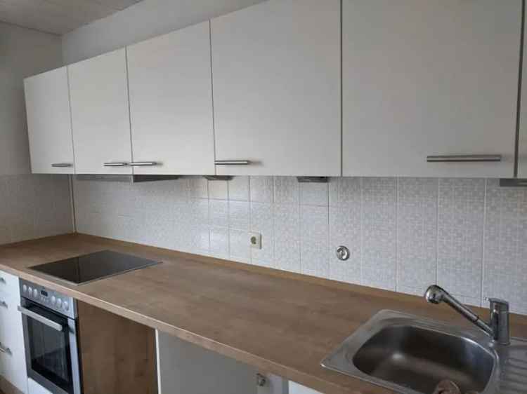 Expose:  charmante Apartment Wohnung 30457 Hannover EBK  Balkon