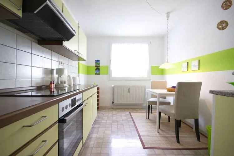 Ansprechende, komplett eingerichtete Wohnung mit DSL-Internet und kleinem Balkon in zentraler Lage im Südviertel