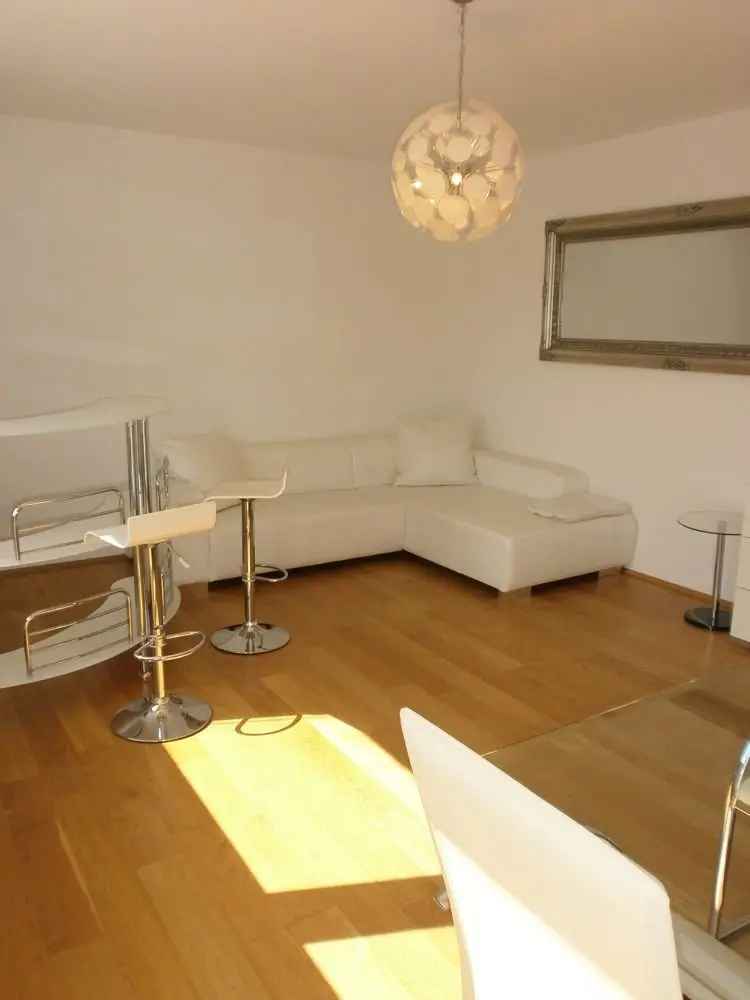 Luxuswohnung Rheinstrand Dusseldorf Hamm