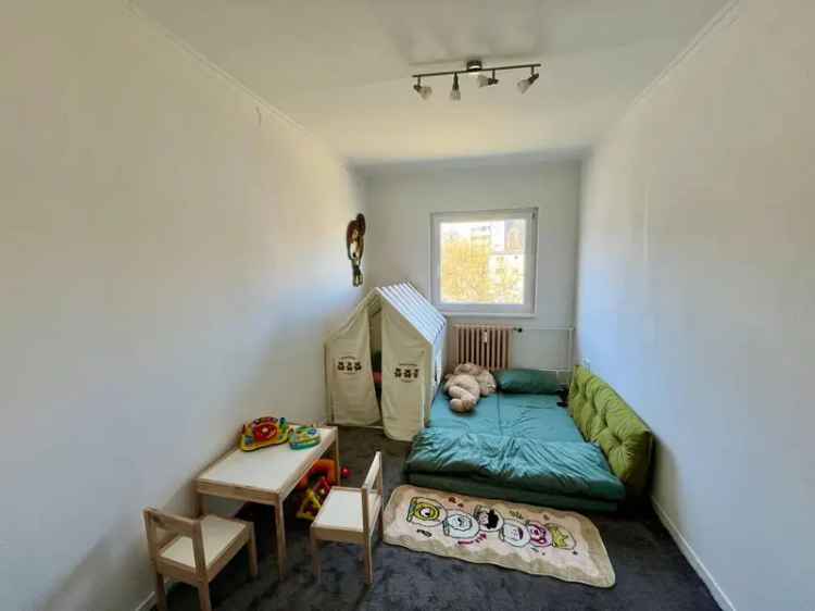 Frisch vermietete 3,5-Zimmer-Wohnung mit Balkon im grünen Spandau