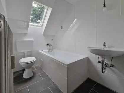 Wohnung (54.0 m²) zur Miete in Essen (Dinastraße 10, 45329 Essen, Germany) - immosurf.de