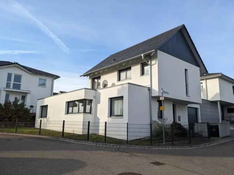 Freistehendes TRAUMHAUS modern und großzügig!