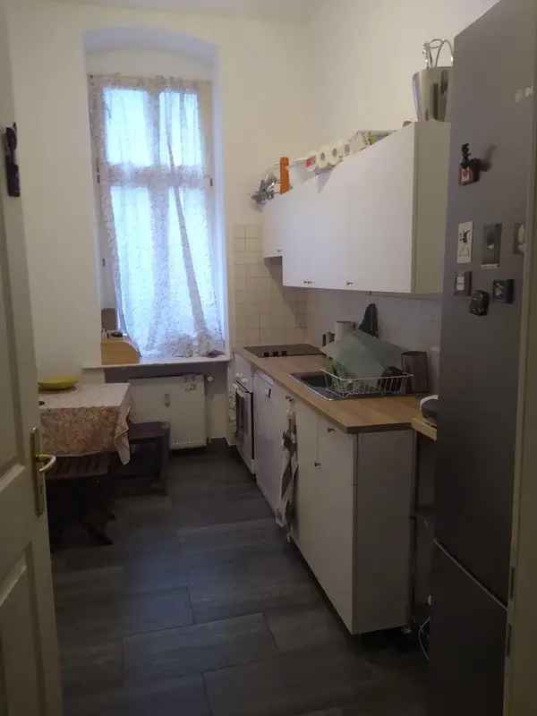 Mieten 3 Zimmer Wohnung in Pankow Berlin mit EBK und saniert