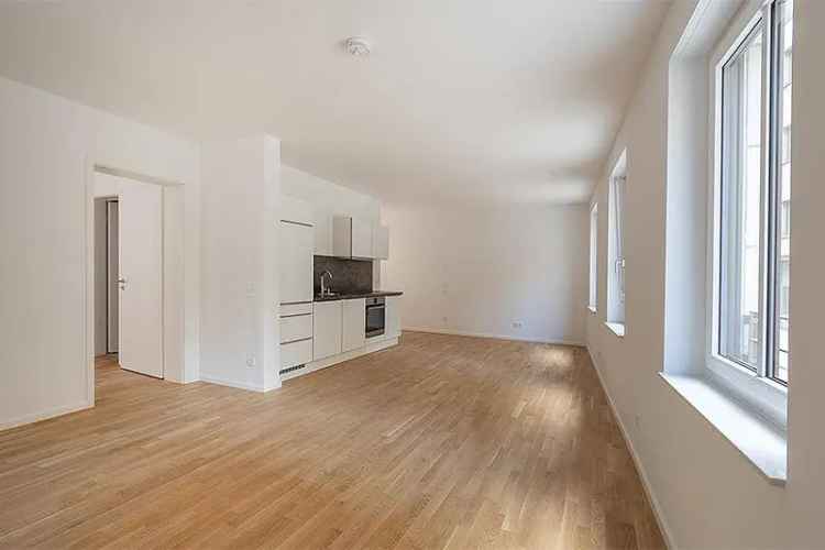 Moderne 2-Zimmer-Wohnung in Toplage * Einbauküche + Balkon + Abstellkammer + Tiefgarage und mehr!