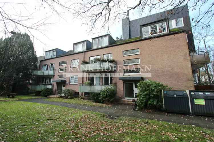Großzügige 2-Zimmer-Wohnung mit sonniger Loggia & Tiefgarage in Hamburg-Othmarschen
