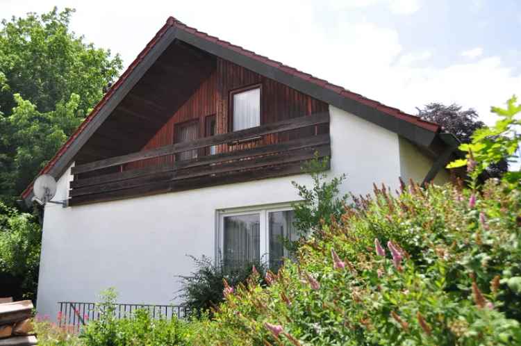 Schönes Einfamilienhaus mit Garten in absoluter Bestlage