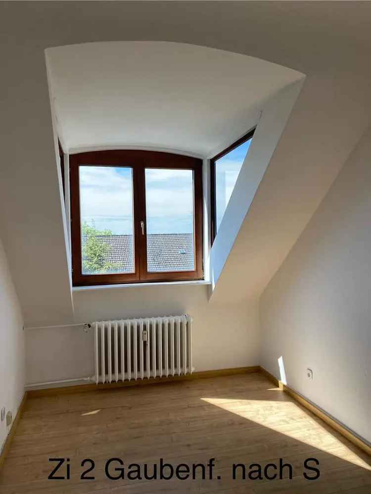 4 Zimmer Dachgeschosswohnung 92m² Gartenmitbenutzung Renoviert