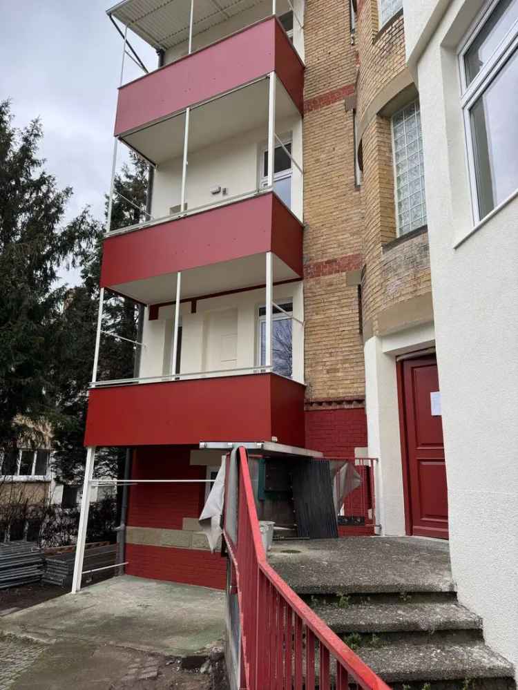 Provisionsfrei zu vermieten: 4 Zimmer Wohnung mit Balkon in Halbhöhenlage Stuttgart Süd / Mitte mit Blick