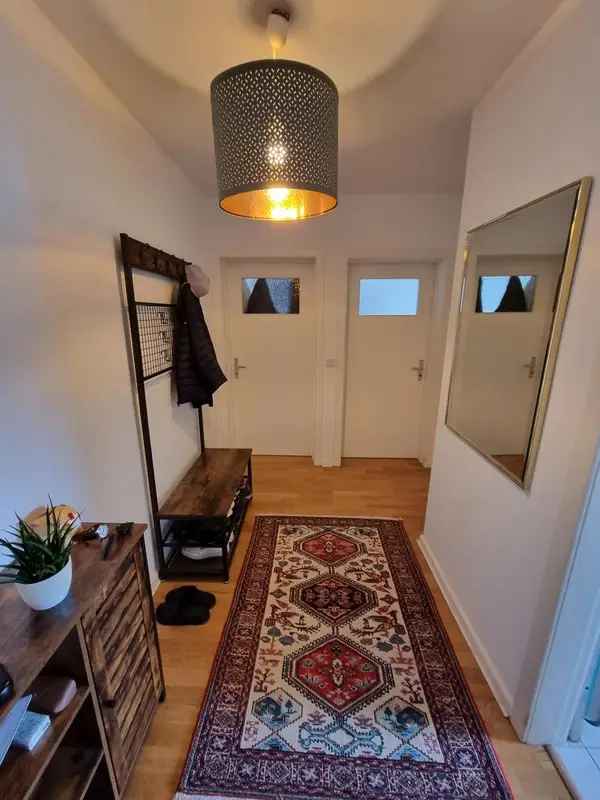 Wohnung mieten in Lokstedt Hamburg mit Balkon und Badewanne