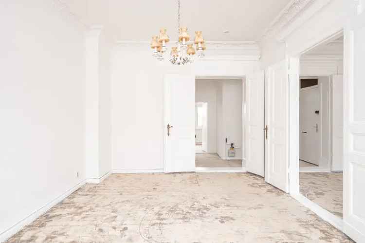 Helle Altbauwohnung im Herzen von Berlin Spandau
