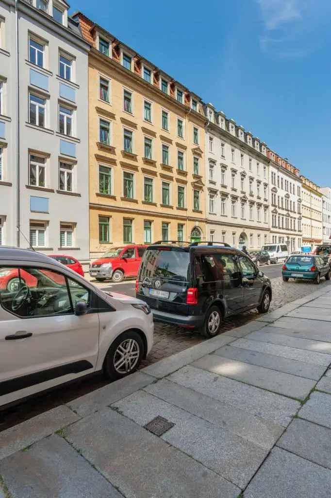 Kauf Mehrfamilienhaus Dresden Neustadt mit Charme und Balkon