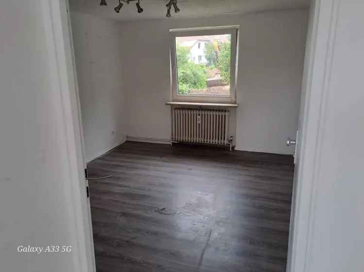 Helle 2-Zimmer-Wohnung in Zarpen