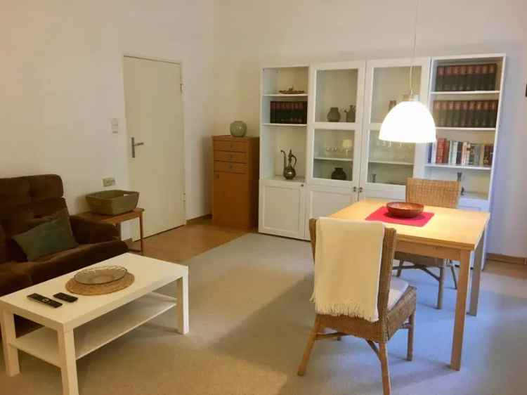 Mieten schöne 2 Zimmer wohnung in Berlin Wilmersdorf zentral