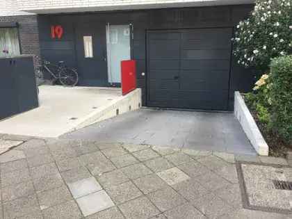 Wohnung (33.0 m²) zur Miete in Düsseldorf (Beethovenstraße 19, 40233 Dusseldorf, Germany) - immosurf.de