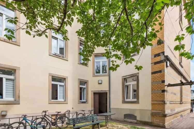 Ihre Chance! Attraktive Kapitalanlage – Vermietete Eigentumswohnung am Bünauplatz.