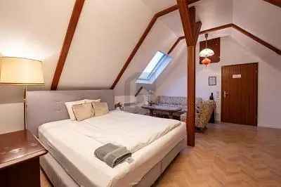 ELEGANZ, KOMFORT, SAUNA, BALKON, GARTEN