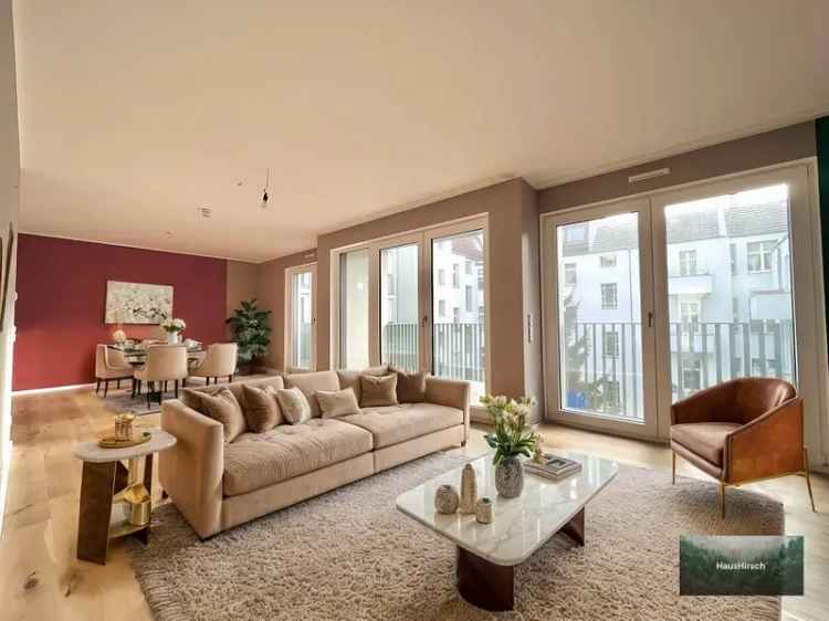 Ruhig gelegen & Bezugsfrei! 4,5 Z. in Charlottenburg mit Balkon (126,8 qm, Südausrichtung)