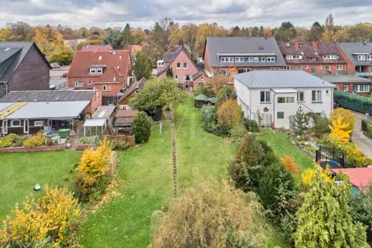 Gemütliches Zweifamilienhaus mit großem Garten